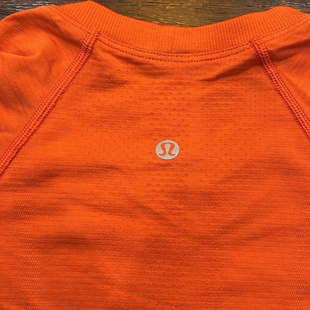 🍑🧡RARE! Orange Swiftly Tech Tee! Size 2! - full length, regular fit!🧡🍑 - Picture 8 of 8